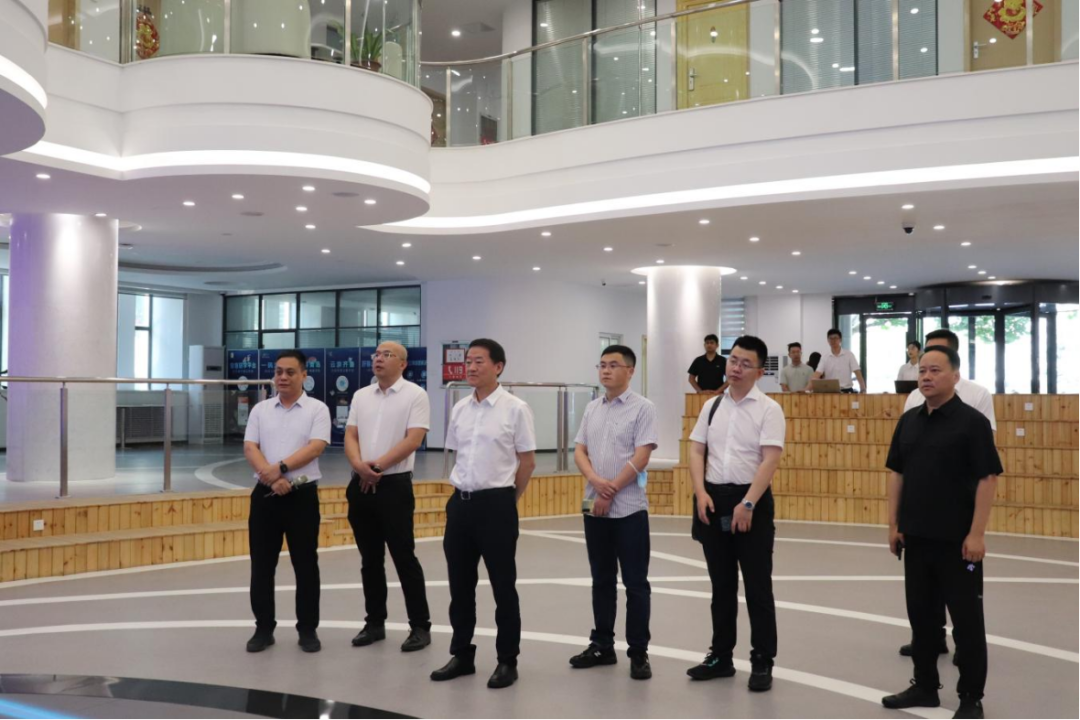 省尊龙凯时集团：“四个导向” 推动调查研究提质增效
